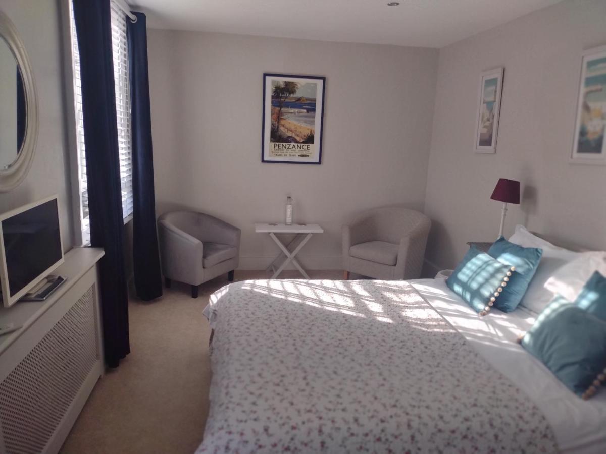 펜젠스 1 Courtyard Mews 아파트 외부 사진